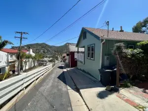 Catalina Three Bedroom Home With Hot Tub And Golf Cart