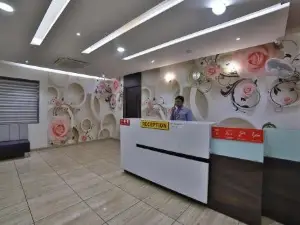 OYO 28294 Hotel Milan Food Court