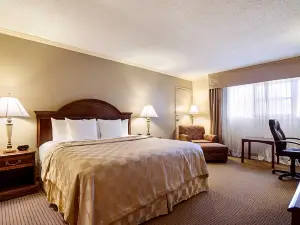 Clarion Inn