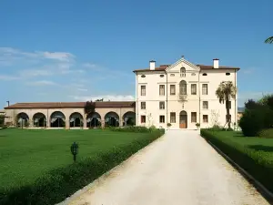 Villa Bongiovanni