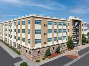 เอเลเมนท์ เดนเวอร์ พาร์ค มีโดวส์