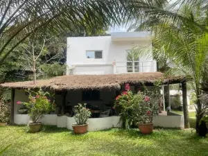 Oasis Club