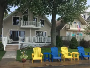 Lake Tippecanoe Lake House - Anchor Inn