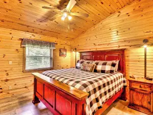 Private Oasis! Unwind and Relax Close to the Buffalo River! Hike/Swim/Canoe/Fish