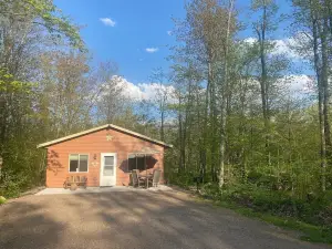 Snowmobiler’S Base Camp to Tuscobia Tr! Private Cottage, Access to Trails! Dogs!