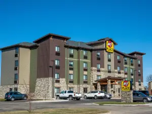 My Place Hotel-Watertown, SD