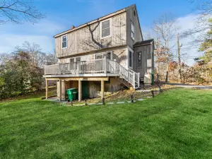 Charming Cottage with Spacious Deck - Delightful Family Retreat