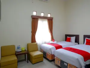 RedDoorz Near Stadion 45 Karanganyar