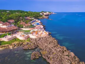 Ocean Cliff Hotel Negril Limited - Adults Only