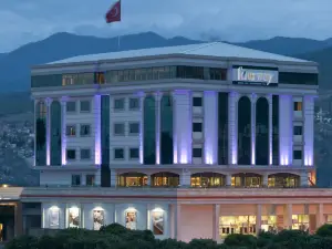 Fourway Hotel&Spa