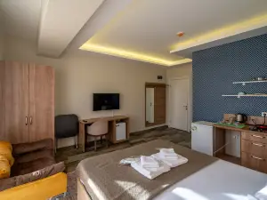Sist 34 Suit Hotel