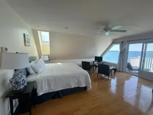 The Inn on the Wharf