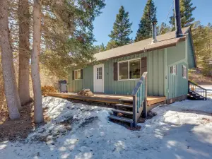 Colorado Mountain Retreat on Cucharas River!