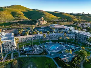 SeaCrest Oceanfront Hotel