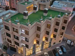 W Suites Hotel