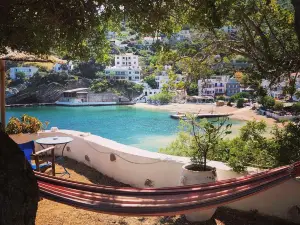 Irigoni Studio - Ikaria
