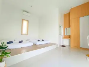 Santra Pool Villa