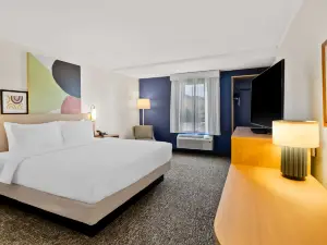 Spark by Hilton Daleville Roanoke North