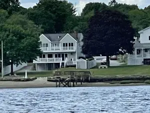 The Tequila Sunrise House is a beautiful waterfront 5 Bedroom home