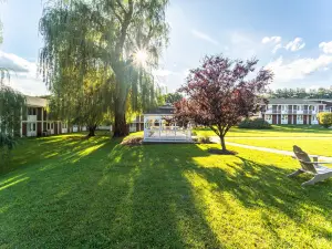 Sleepy Hollow Hotel & Conference Center