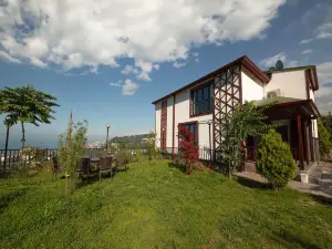 Royal Villa