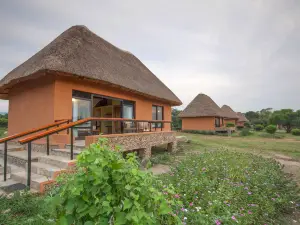 Ihamba Lakeside Safari Lodge