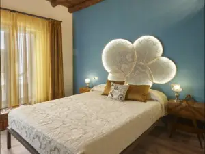 Hotel Galería Essentia