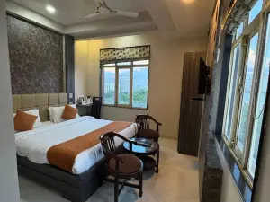 Hotel Ozas Grand