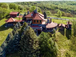 Hunting Lodge in Ribnja ka