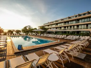 Novi Resort