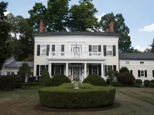 The Bykenhulle House