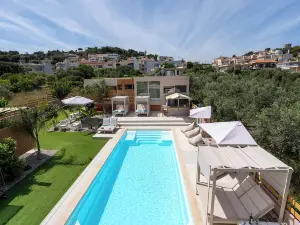 Modular Bungalows with Heated Pool Artemis Greece