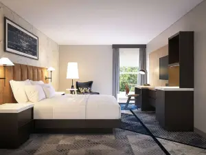 DoubleTree by Hilton Dayton Fairborn