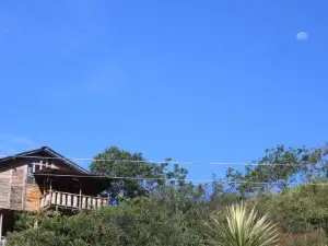 Glamping Lomaroja ecohabs