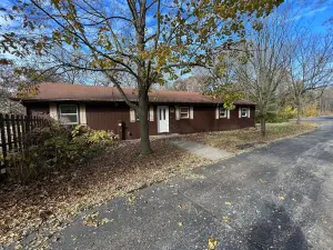 4BR House in Glacier Hills County Park / Heart of the Kettle Moraine!