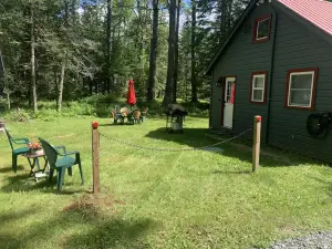 Hemlock Haven An “All Season” Adirondack Getaway