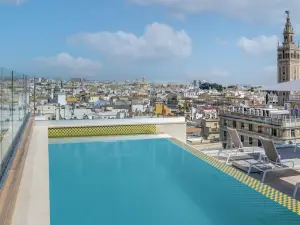 Querencia de Sevilla, Autograph Collection