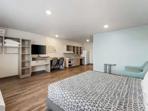 WoodSpring Suites Easton Nazareth