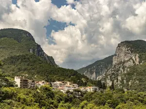 Xenios Dias Boutique Hotel