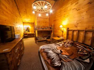 Log Cabin Lodge & Suites