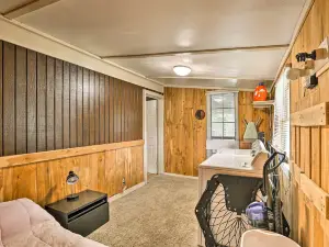 1950's Serenity Pond Cabin w/ View: Peace & Quiet!
