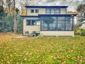 Waterfront Lake Webb Cabin Rental w/ Dock & Views!