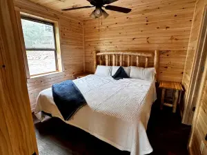 Charming Lakeside Cabin on Big Moose Lake with Breathtaking Views for a Memorable Getaway in New Yor