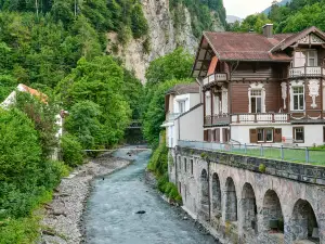 에조스 호텔 퀄레