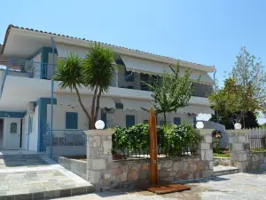 Ammos Apartments