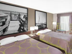 Super 8 by Wyndham Bay St. Louis