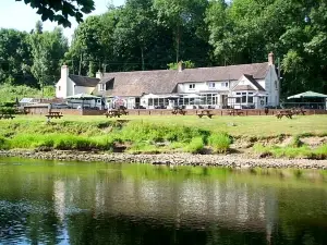 Half Moon Jackfield