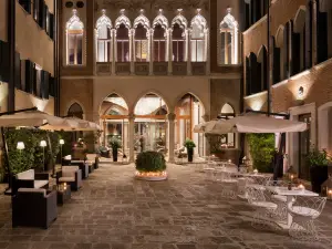 Sina Centurion Palace