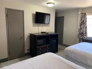 Stadium View Inn
