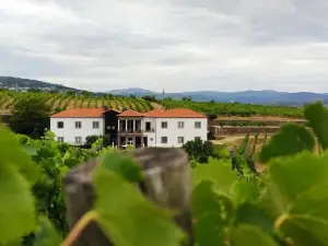 Casa Das Pipas / Quinta do Portal